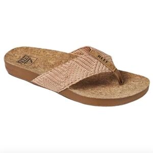 Reef Cushion Beach Women's Color - Rose Size 9